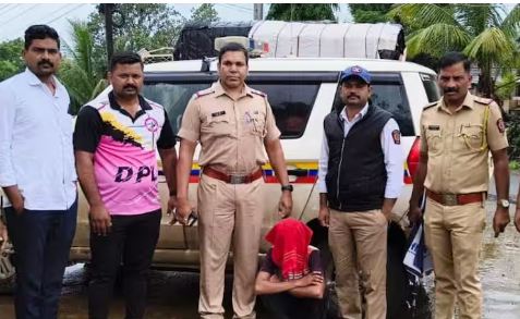 दारूसाठी पैसे न दिल्याने संतापला, पोटच्या मुलानेच आईचा काढला काटा !!
