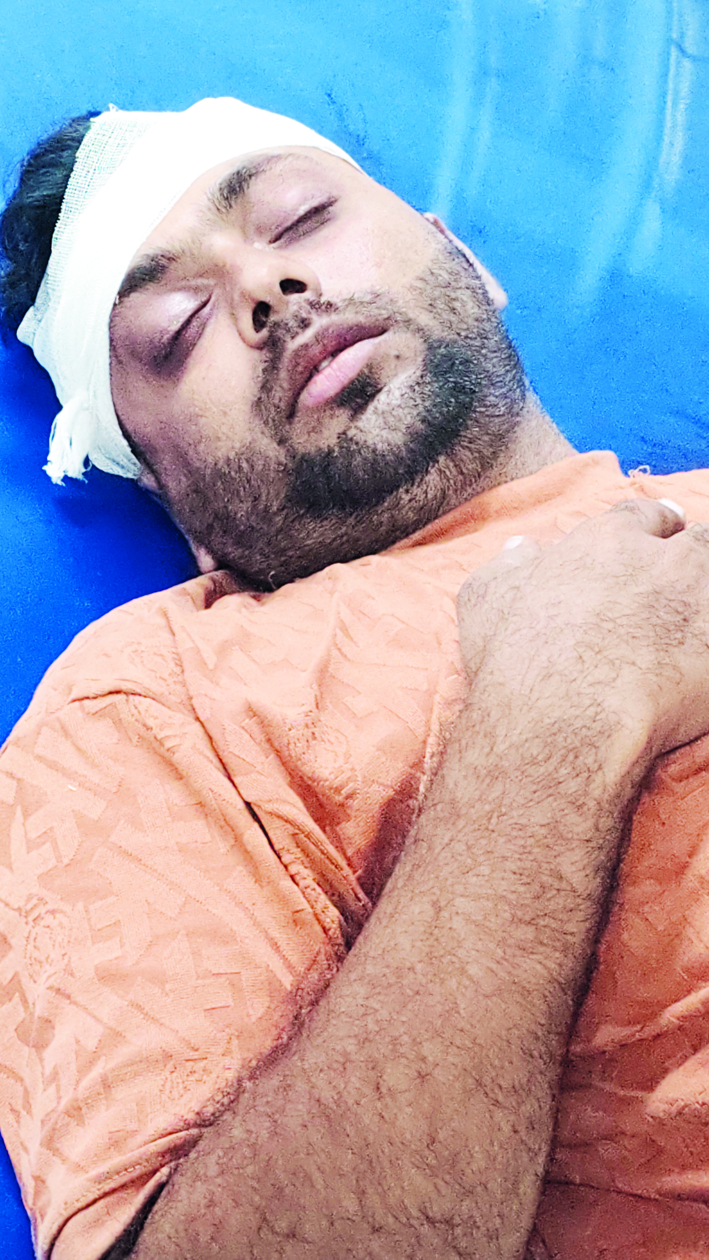 किरकोळ कारणावरून दोन गटात तुंबळ हाणामारी