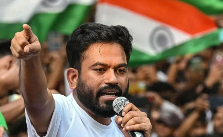 अभिजीत दीपके यांच्यासह ५०० आंदोलकांवर गुन्हा