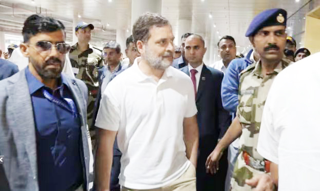 आरएसएस मानहानी प्रकरणात राहुल गांधी भिवंडी कोर्टात हजर; काँग्रेस प्रदेशाध्यक्ष हर्षवर्धन सपकाळ नवे जामीनदार