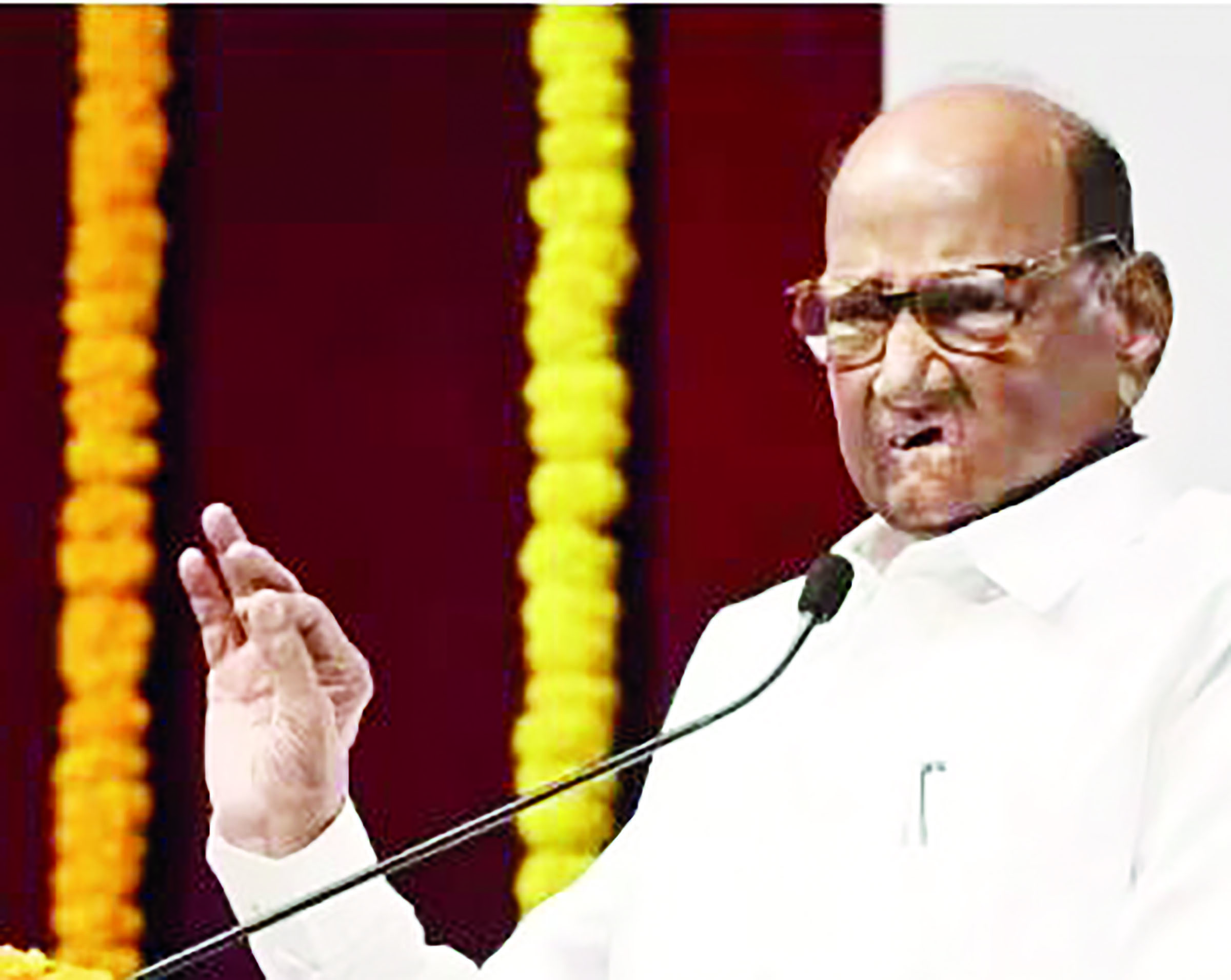 वारकरी संप्रदायात प्रतिगामी लोकांची घुसखोरी, धर्मांध शक्तींना बळ देणारी मांडणी करतात: शरद पवार