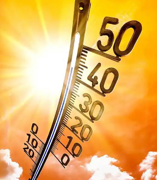 महाराष्ट्र उष्णतेने होरपळला! उष्माघातामुळे दोघांचा मृत्यू संभाजीनगर झाले घामाघूम !! 