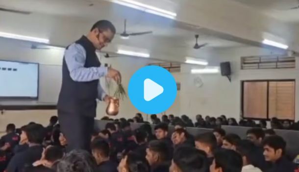 एम्समध्ये लागण्यासाठी मंतरलेले पाणी शिंपडण्याचा मोटेगावकरांचा व्हिडिओ