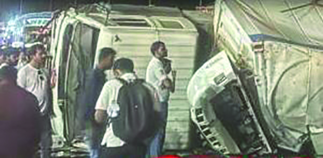 दोन वाहनांचा भीषण अपघात, दोघे जागीच ठार