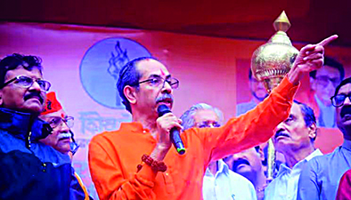 उद्धव ठाकरे यांचे रामरक्षा आंदोलन आतासीएम फडणवीस अन् आरएसएसच्या बालेकिल्ल्यात : संजय राऊत